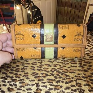 🔊 MCM Cognac and Green Visetos Leather Wallet - Preloved Condition